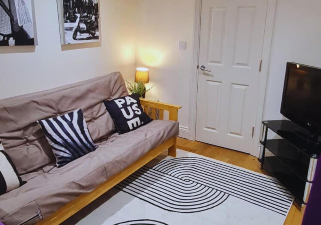 Modern 2 Bedroom Apartment In Peckham Лондон Экстерьер фото